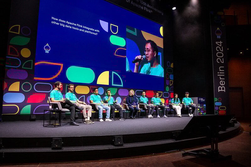 Flink Forward 2024 PMC Panel Experts onstage.